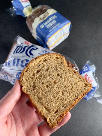 ruginė duona sumuštinis