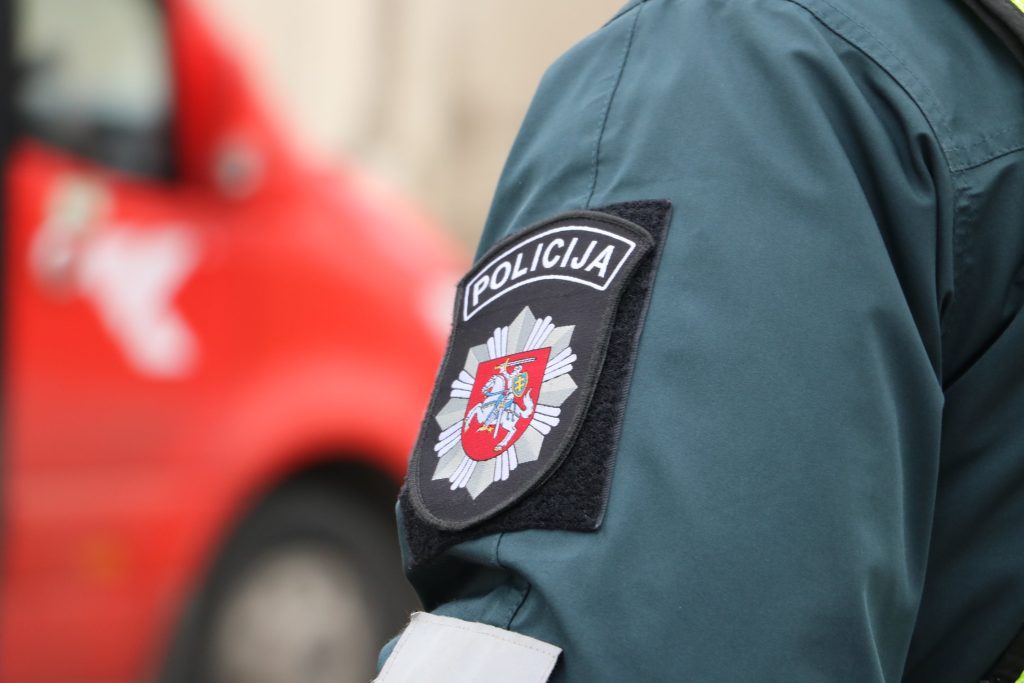 policija