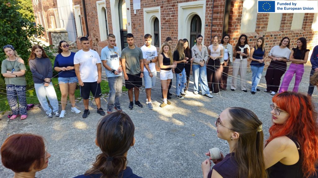 Nuo atliekų iki vertės: jaunimo kelionė tvarumo ir žiedinės ekonomikos link