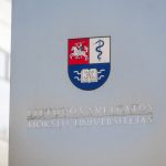 LSMU tęs Kauno Krikščioniškųjų gimdymo namų pertvarką