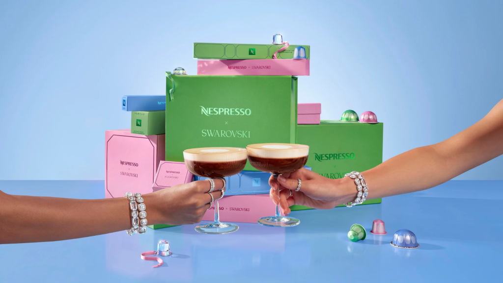 „Nespresso“ x „Swarovski“ kolekcija – išskirtiniai kavos skoniai ir prabangios dovanų idėjos